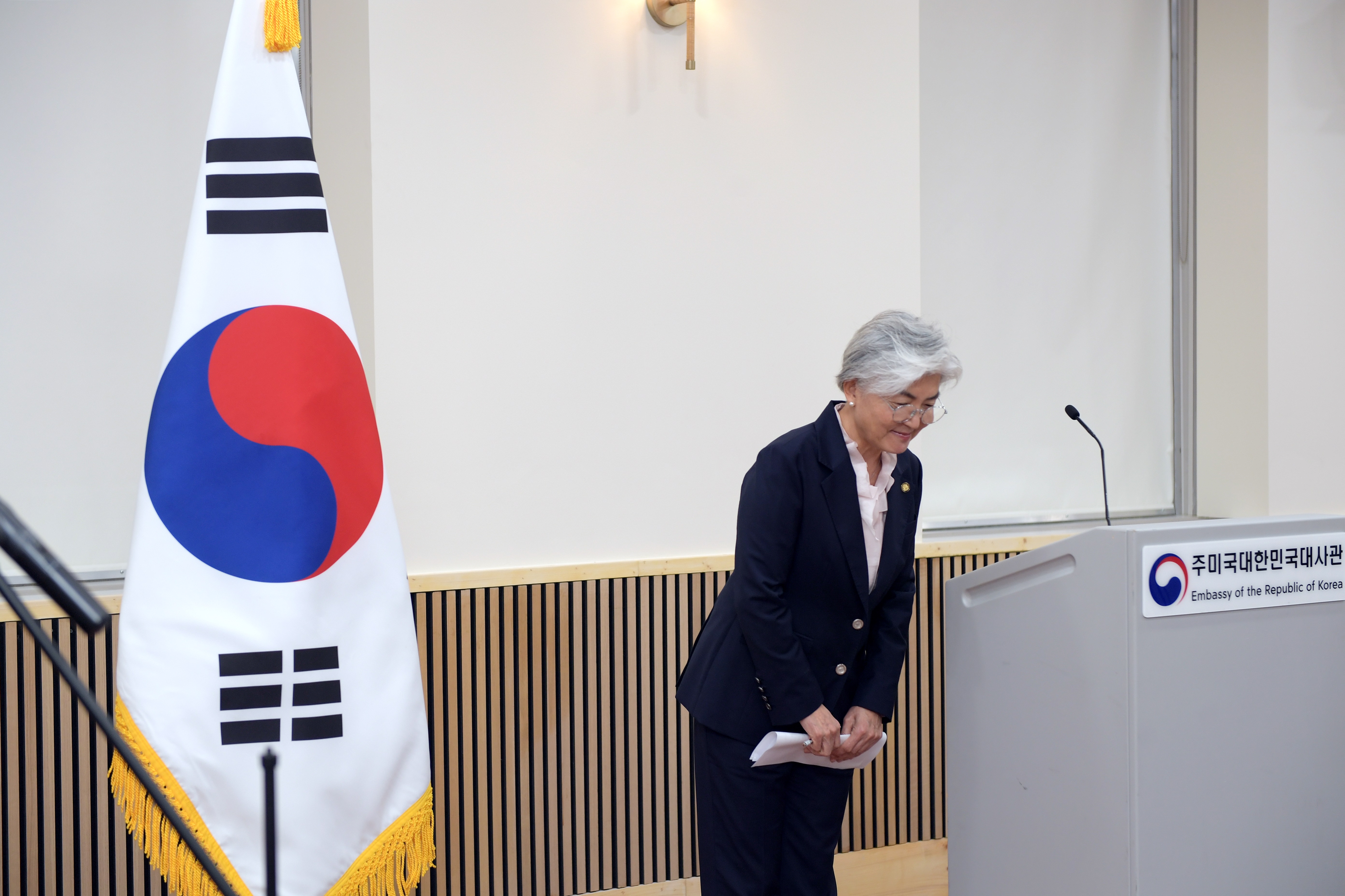 Ambassador Kang Held an Inauguration Ceremony (10.6)